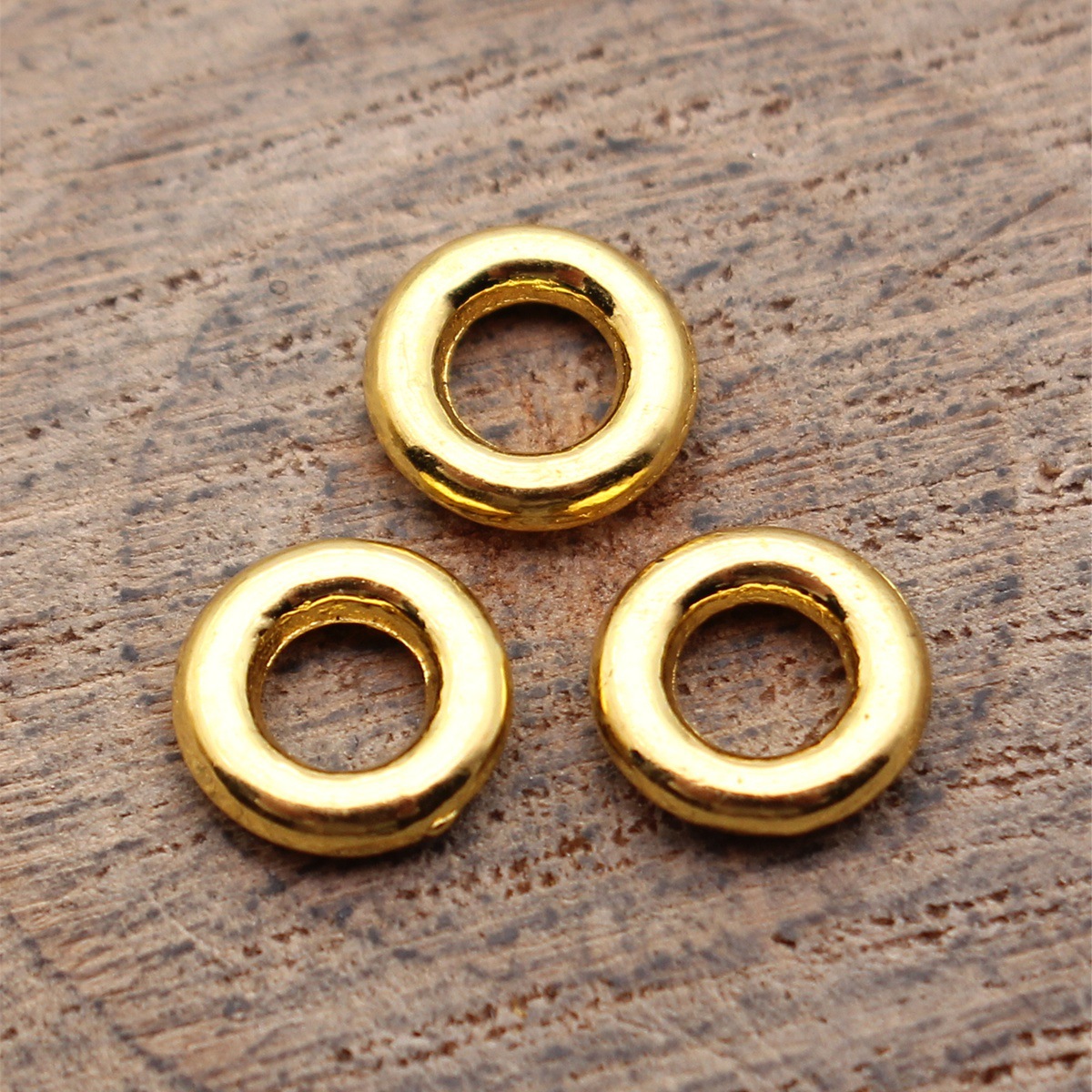 Round Charms Connector Cutout  - Resin Craft Supplies review and price